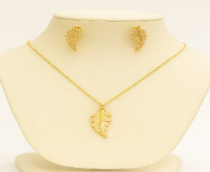 Golden Leaf Necklace