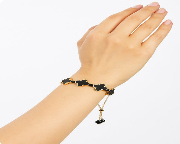 Elegant Clover Bracelet