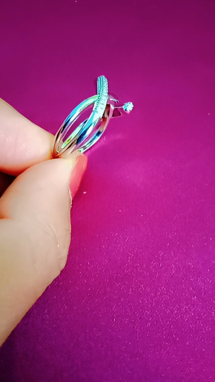 Beautiful Criss cross Engagement Ring