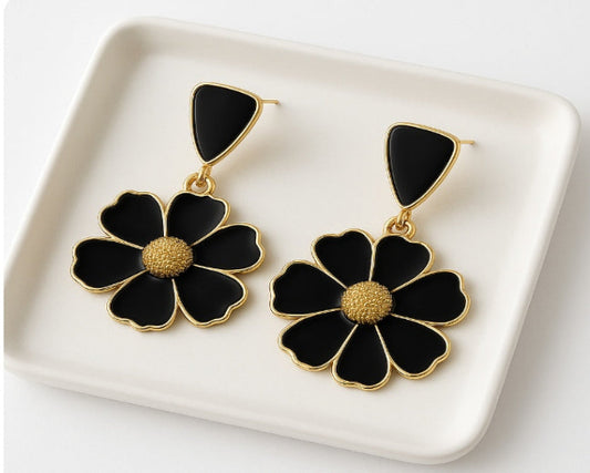 Beautiful Black flower Dangler