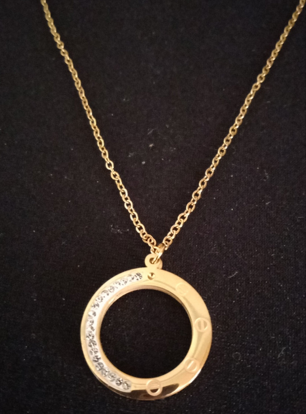 Soulmate Circle Charm necklace