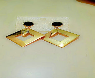 Golden geometric Danglers