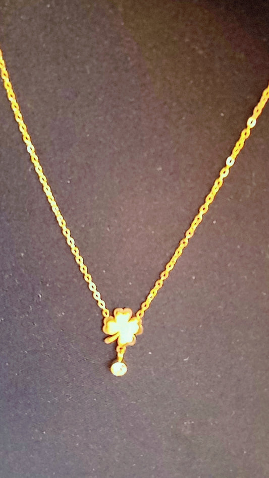 Floral Pendant for Pretty Women